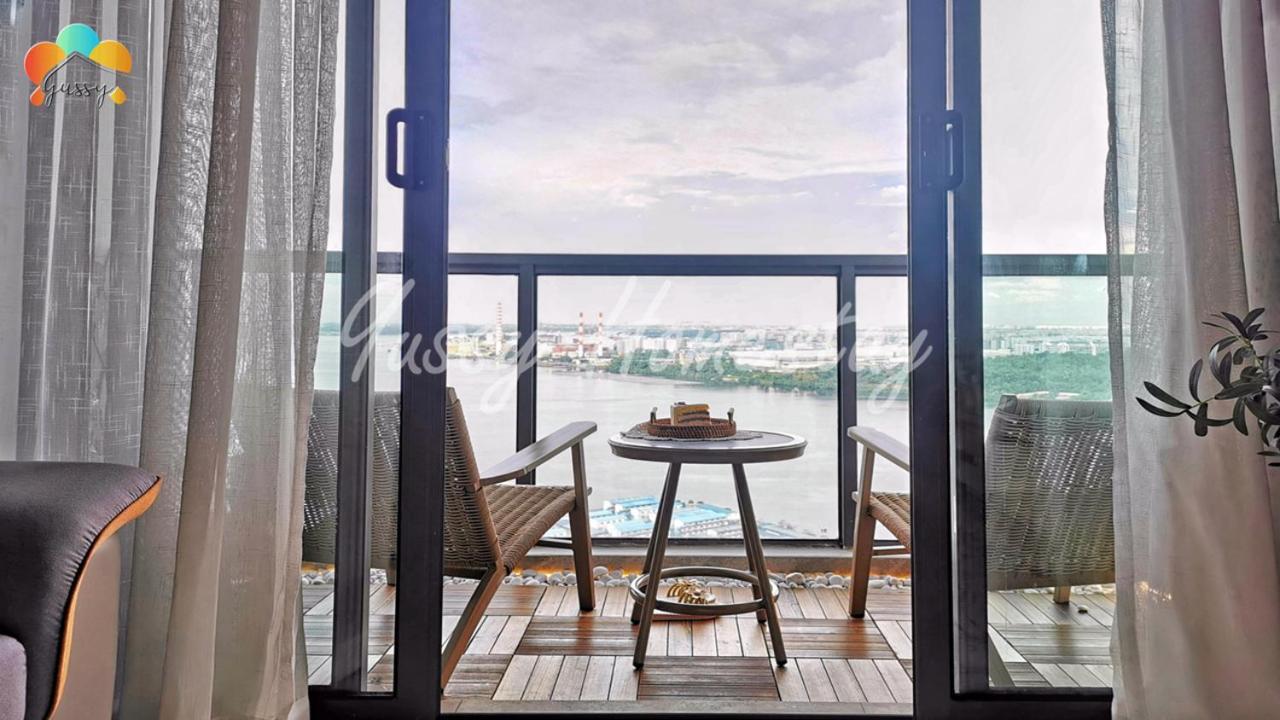 Yussy 2 Bedroom Sea View Condo At R&F Princess Cove 新山 外观 照片