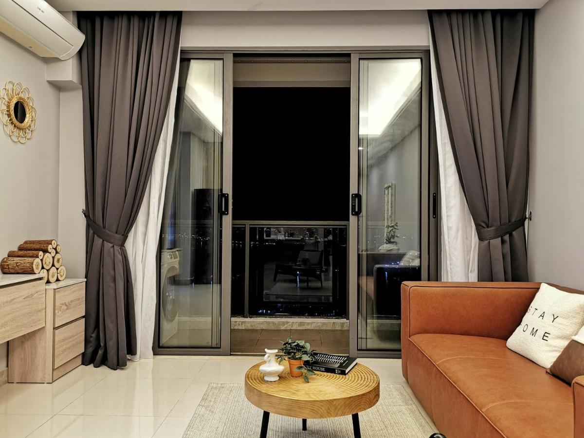 Yussy 2 Bedroom Sea View Condo At R&F Princess Cove 新山 外观 照片