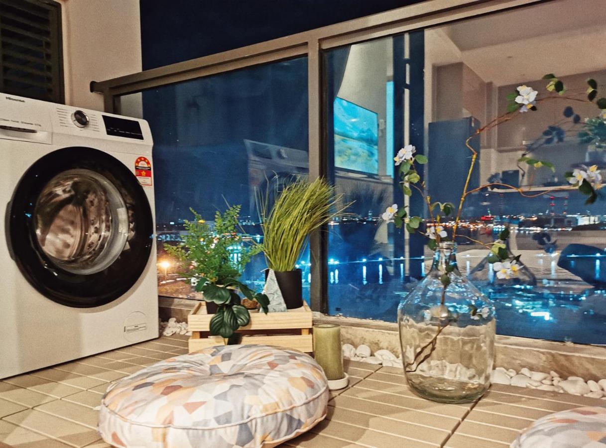 Yussy 2 Bedroom Sea View Condo At R&F Princess Cove 新山 外观 照片