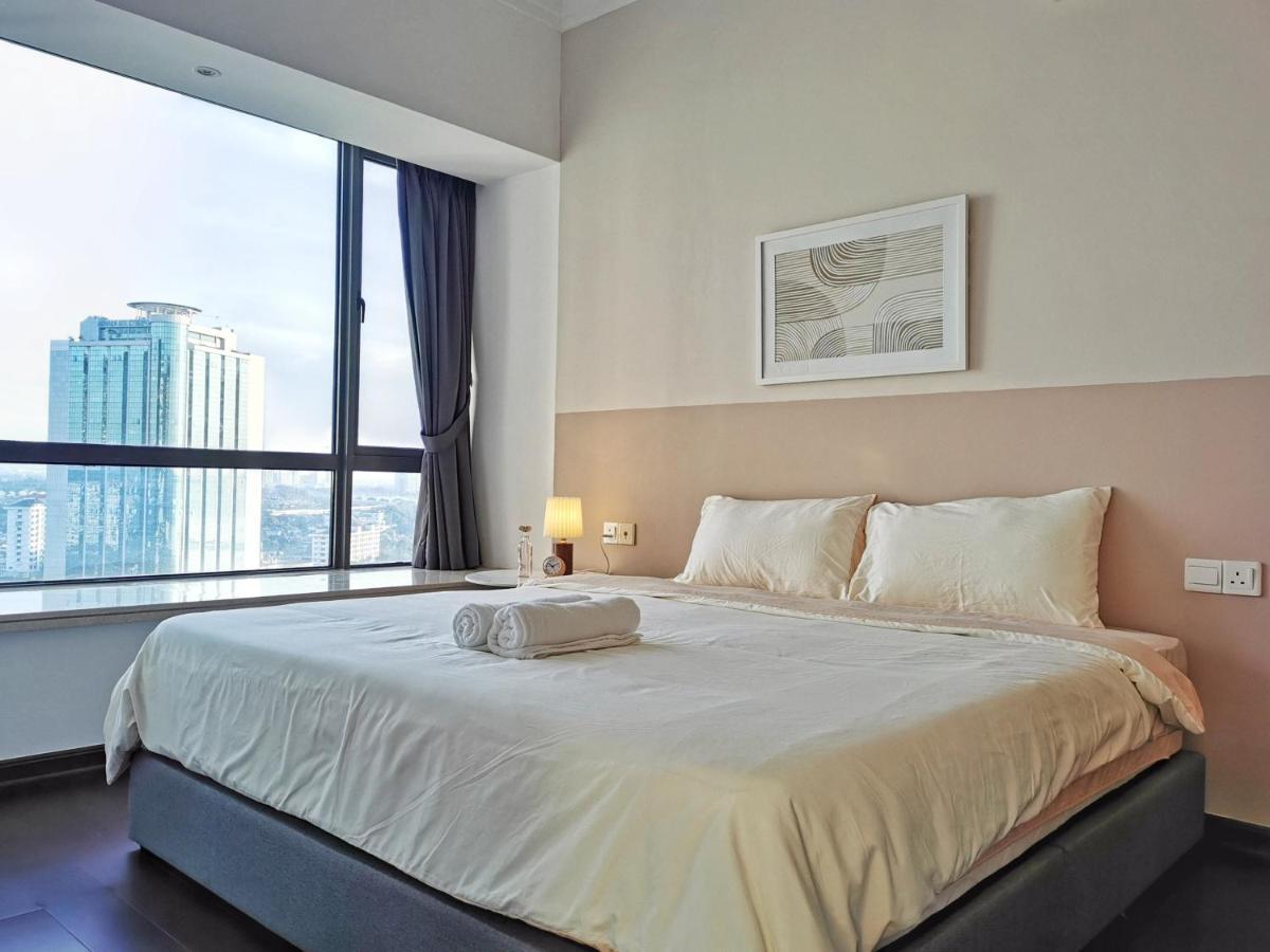Yussy 2 Bedroom Sea View Condo At R&F Princess Cove 新山 外观 照片
