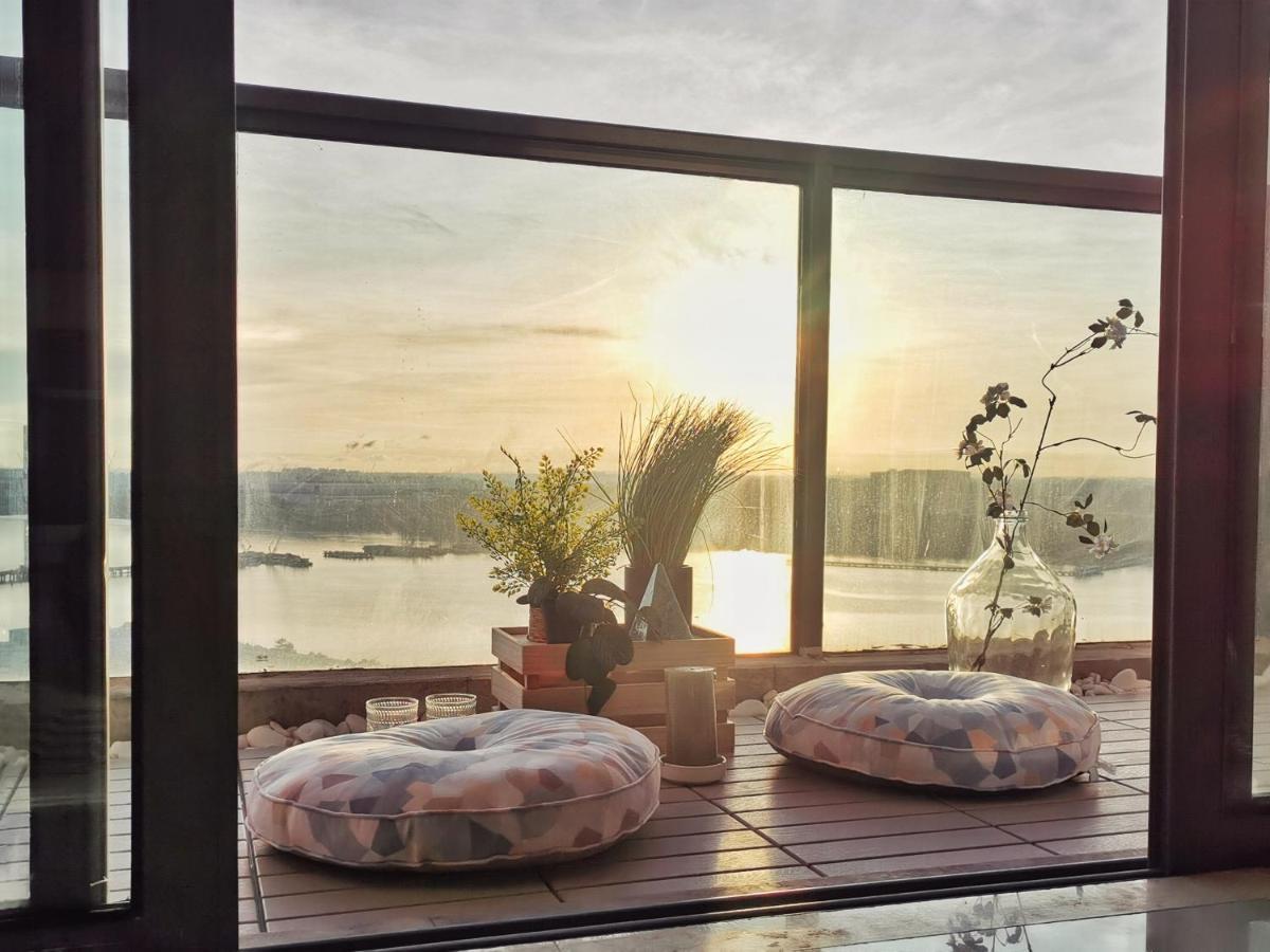 Yussy 2 Bedroom Sea View Condo At R&F Princess Cove 新山 外观 照片